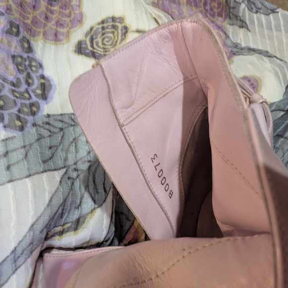 Louis Vuitton Glossy Pink Heeled Boots - Picture 7 of 16